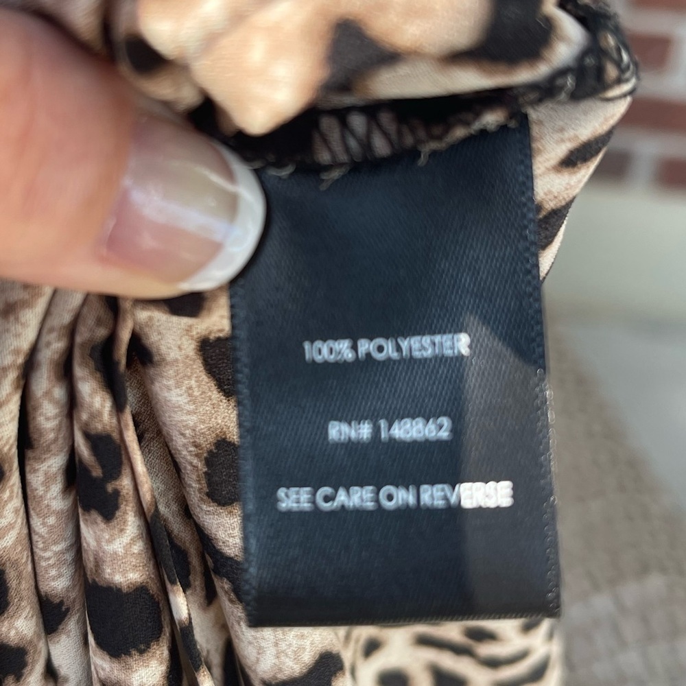 Torrid Leopard Print Brown Black Blouse Top, Size 3X - Picture 4 of 6